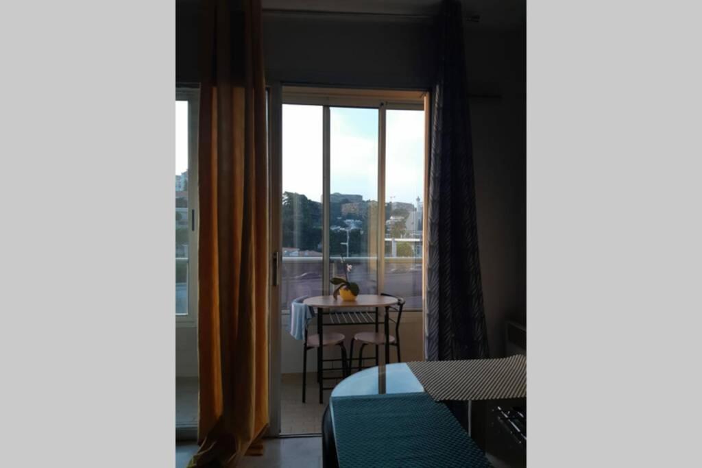 A 50 Metres De La Plage Et De La Promenade Des Anglais Apartman Nizza Kültér fotó