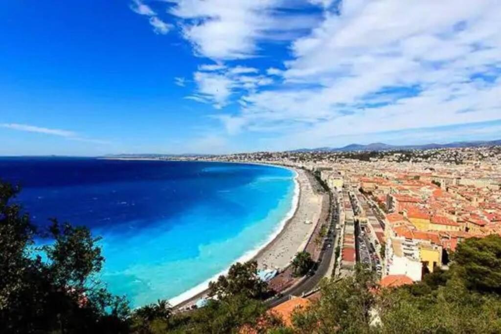 A 50 Metres De La Plage Et De La Promenade Des Anglais Apartman Nizza Kültér fotó