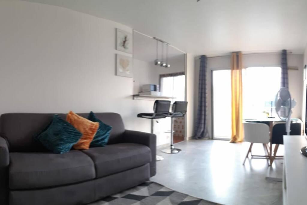 A 50 Metres De La Plage Et De La Promenade Des Anglais Apartman Nizza Kültér fotó